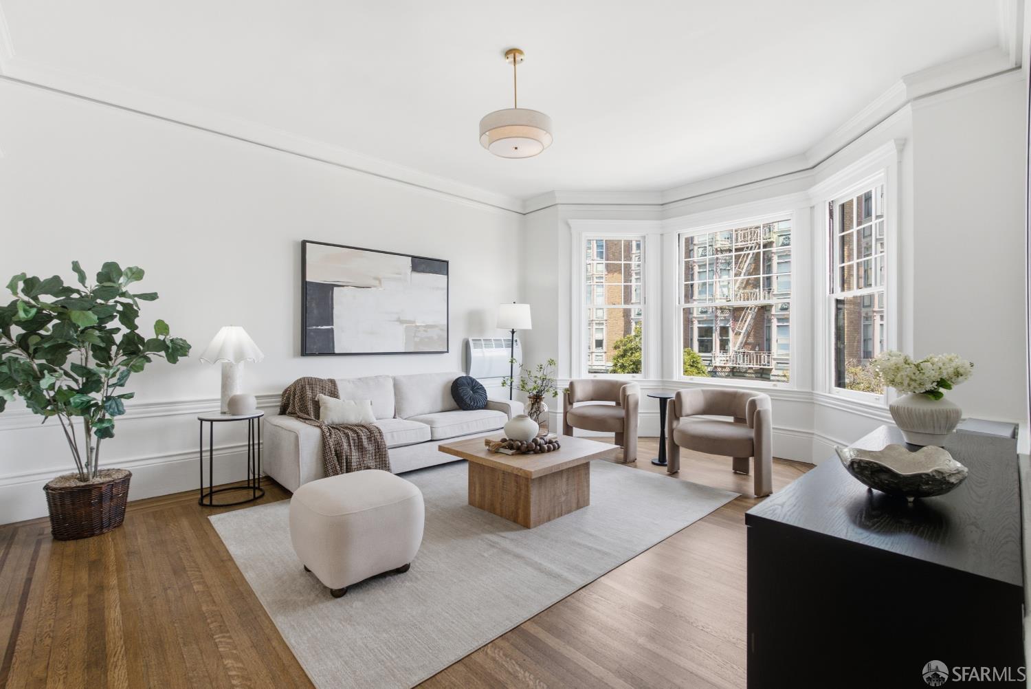 949 Leavenworth Street - Photo 2