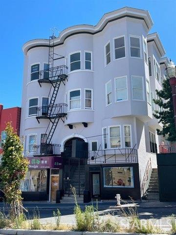837-843 Broadway Street - Main photo