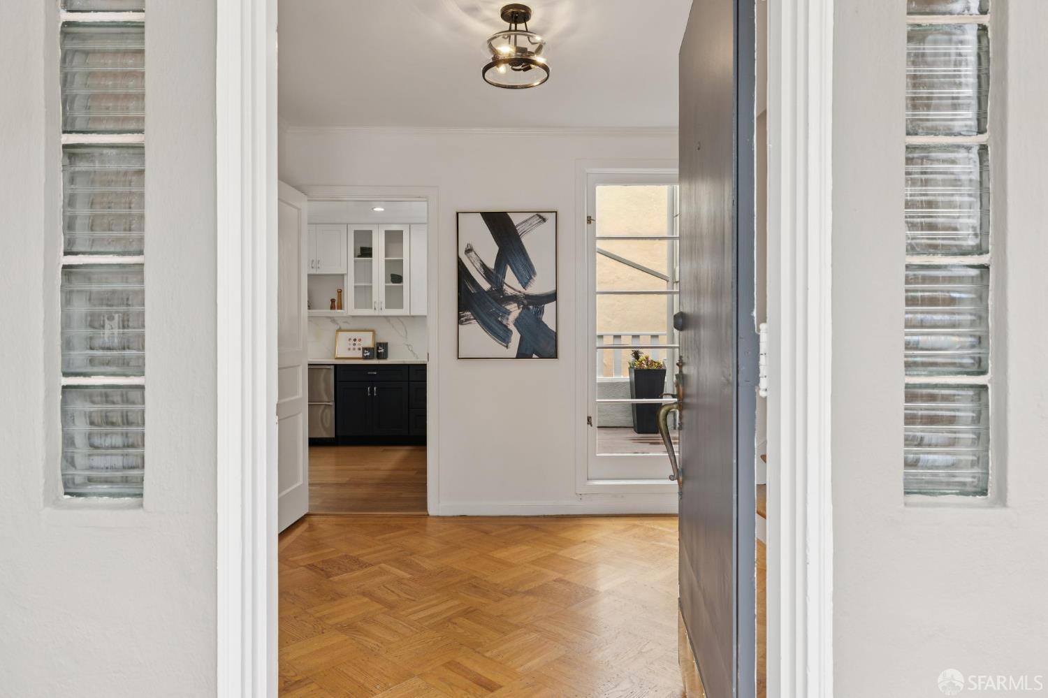 950 Eucalyptus Drive - Photo 4