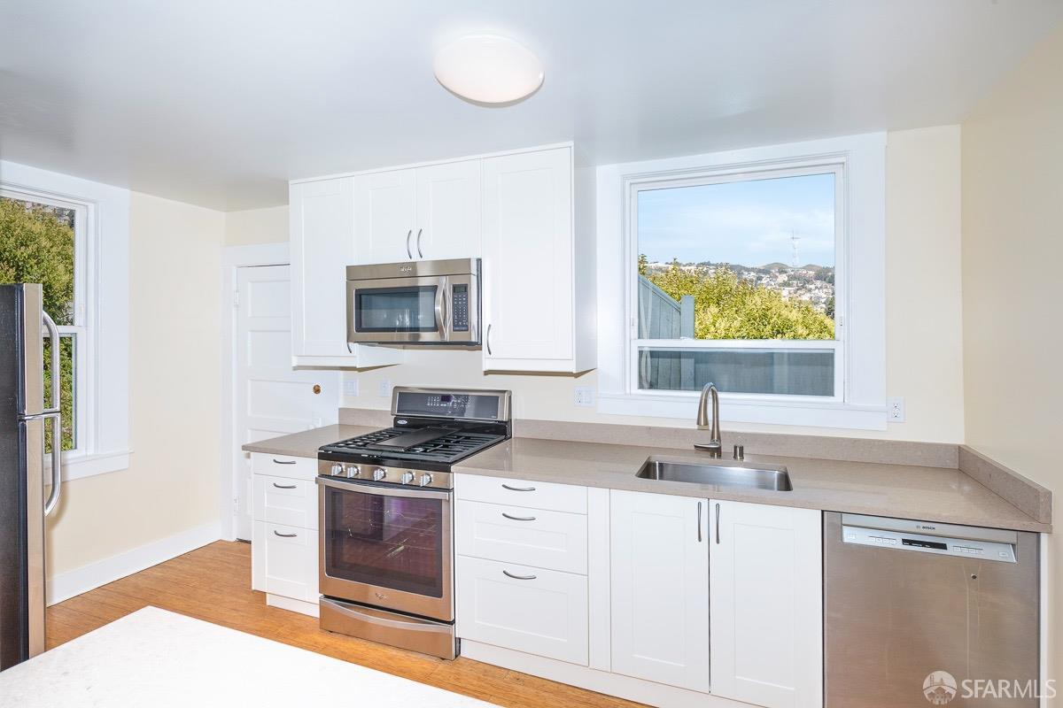36 Gladys Street - Photo 4