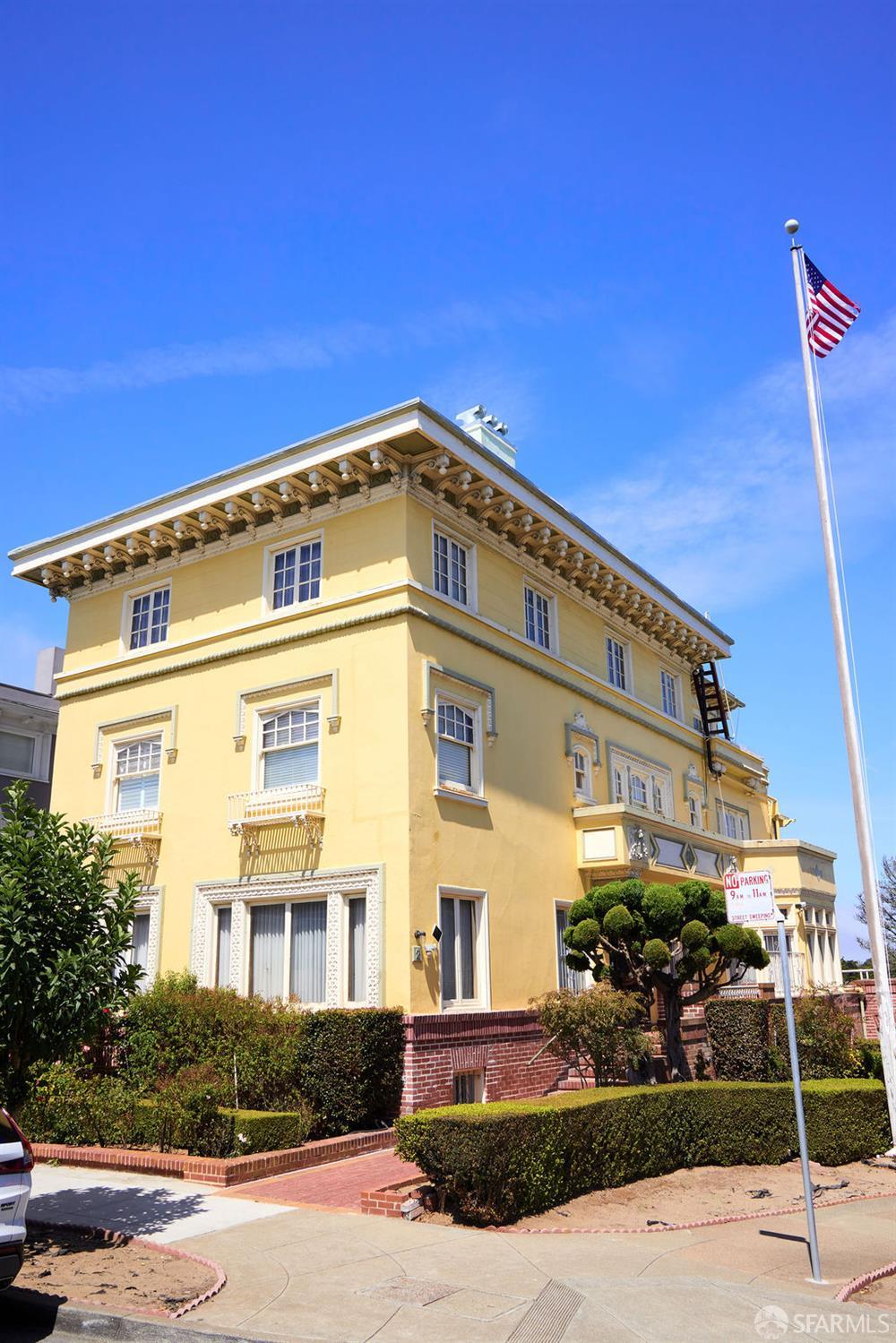 2 West Clay Street - Photo 4
