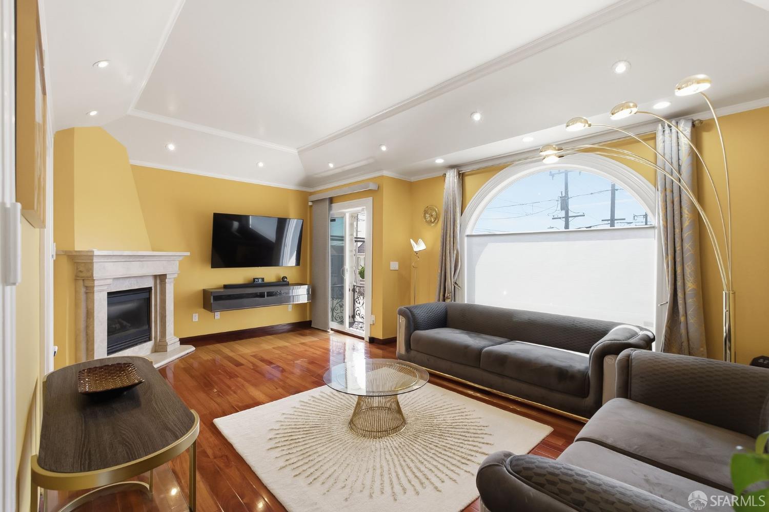 1594 44th Avenue - Photo 3