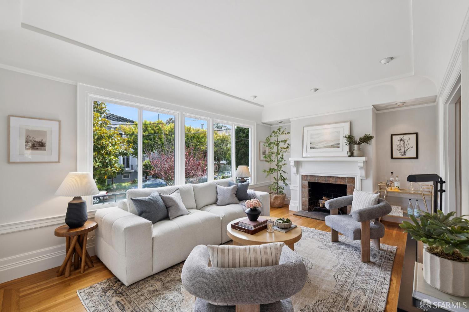 729 4th Avenue - Photo 3