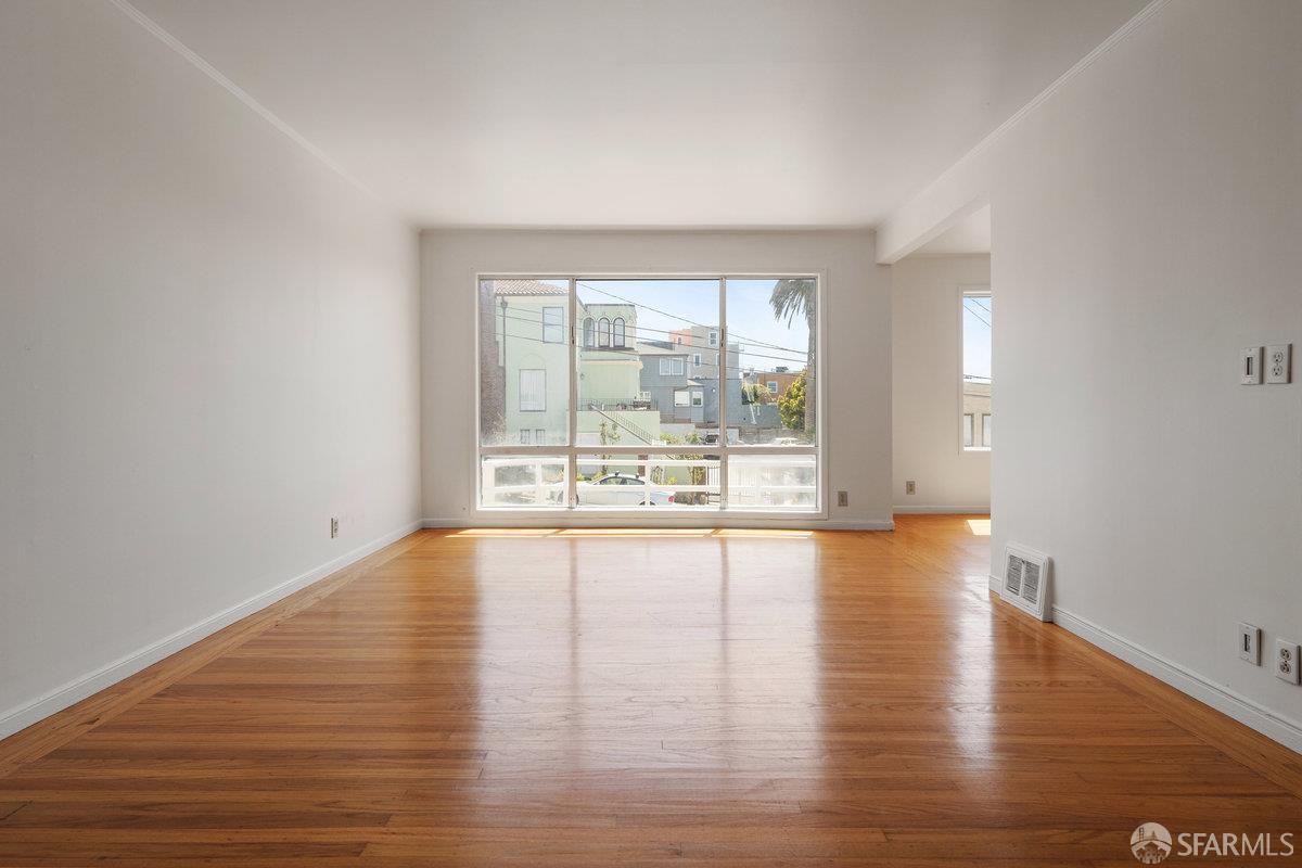 509-511 44th Avenue - Photo 4