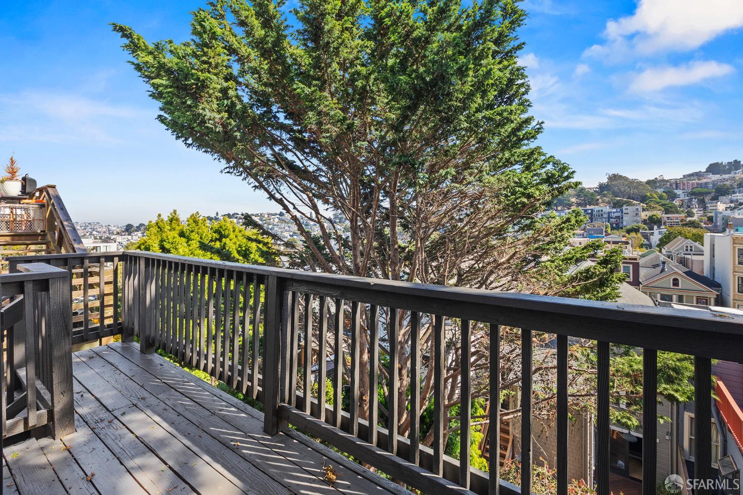 169 Corbett Avenue - Photo 2