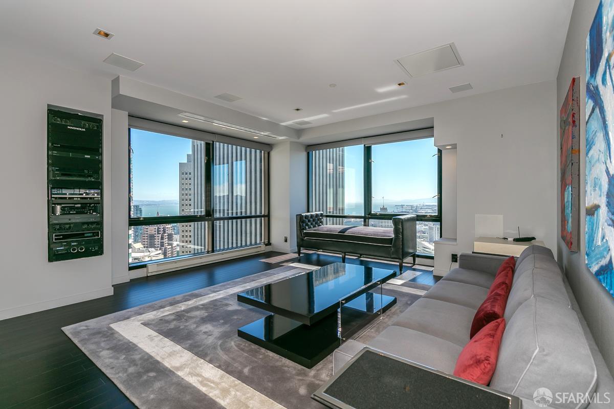 333 Bush Street #3903 - Main photo