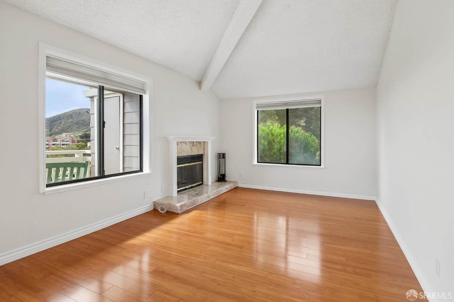 1109 Aspen Court - Photo 4
