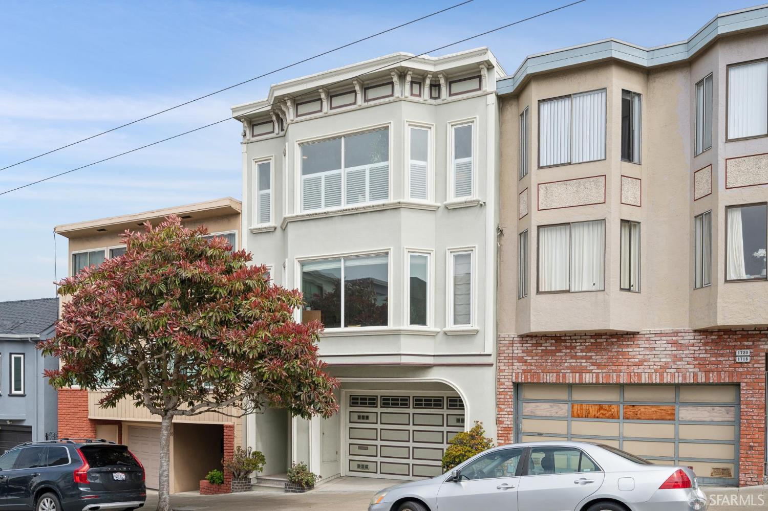 1716 9th Avenue - Photo 2