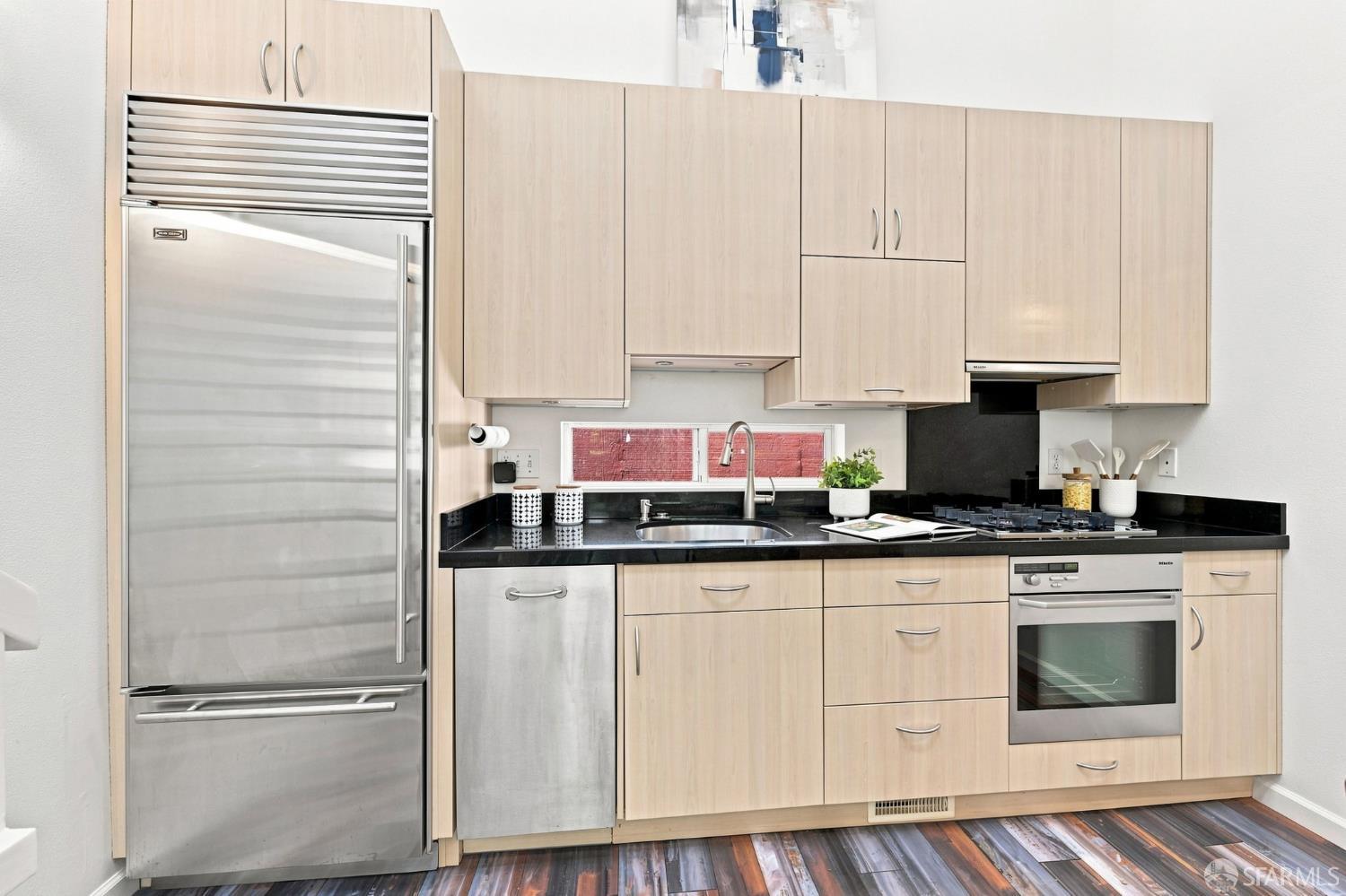 271 Shipley Street #3 - Photo 4