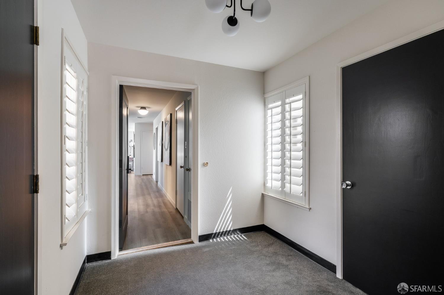 633 Grand View Avenue - Photo 4