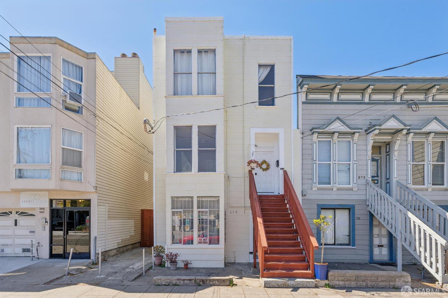 578 San Jose Avenue - Main photo
