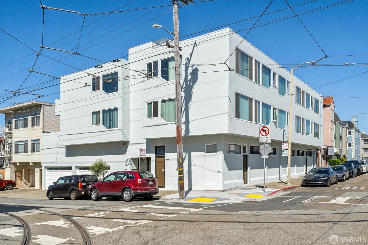 1386 30th Avenue - Main photo