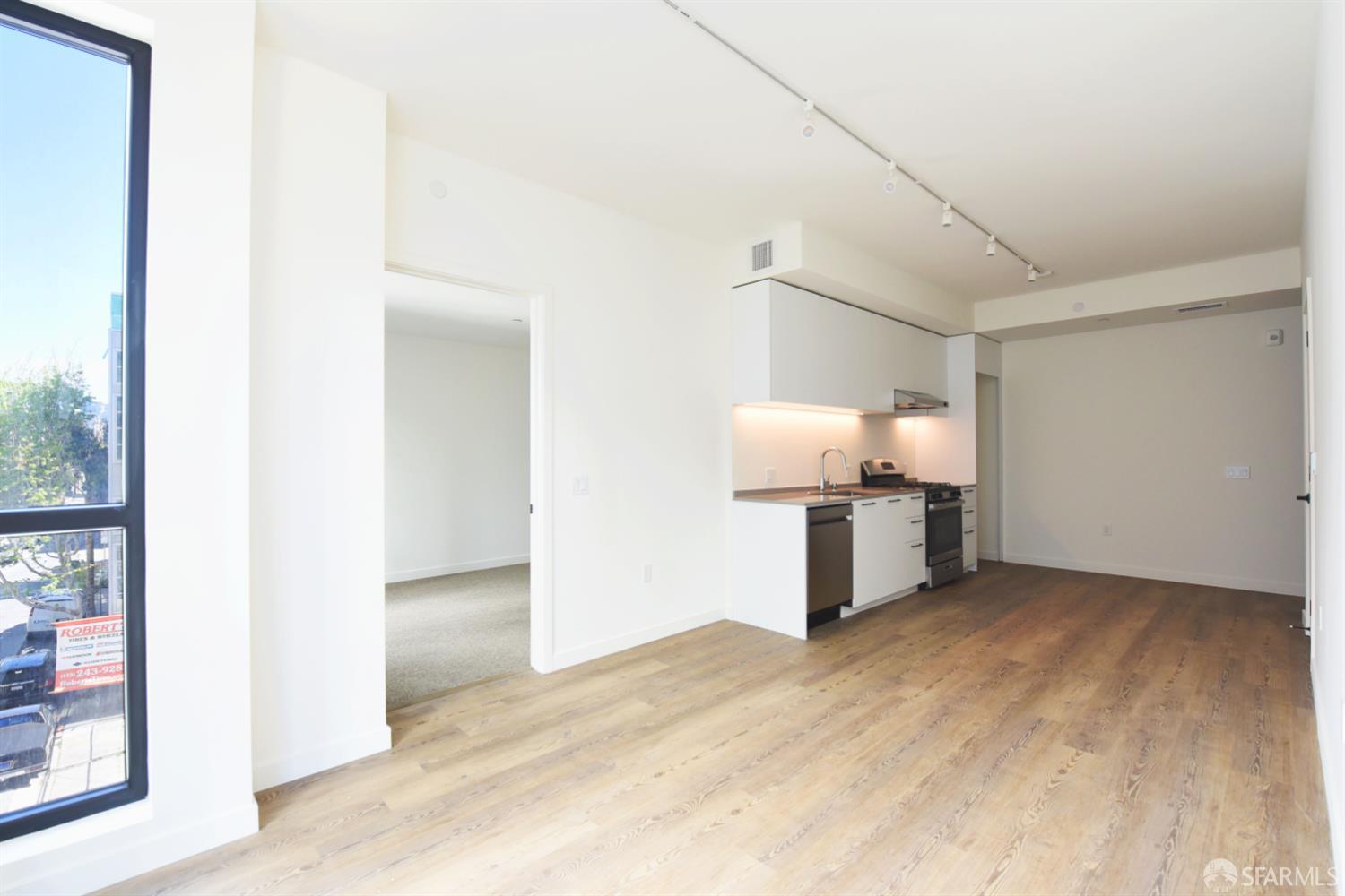 395 6th Street #BM4 - Photo 2