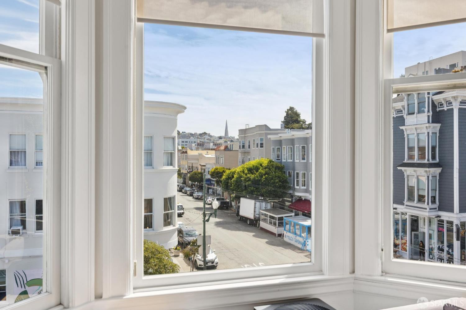 2801 Octavia Street #4 - Photo 3