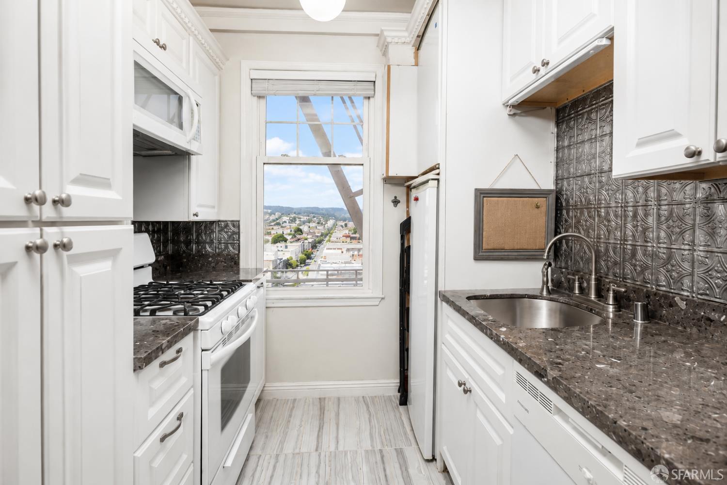 2701 Van Ness Avenue #608 - Photo 3