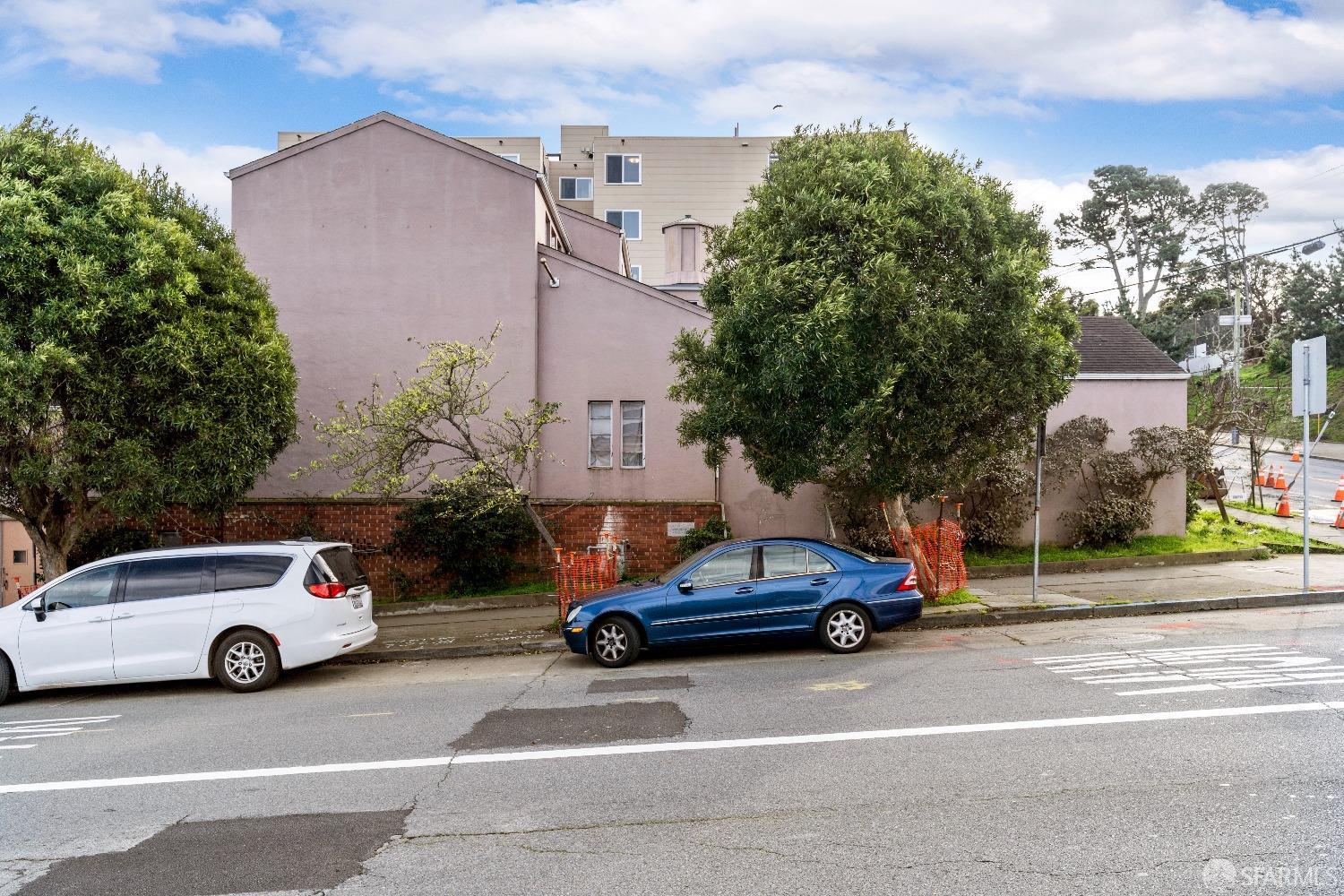 6555 Geary Boulevard - Photo 3