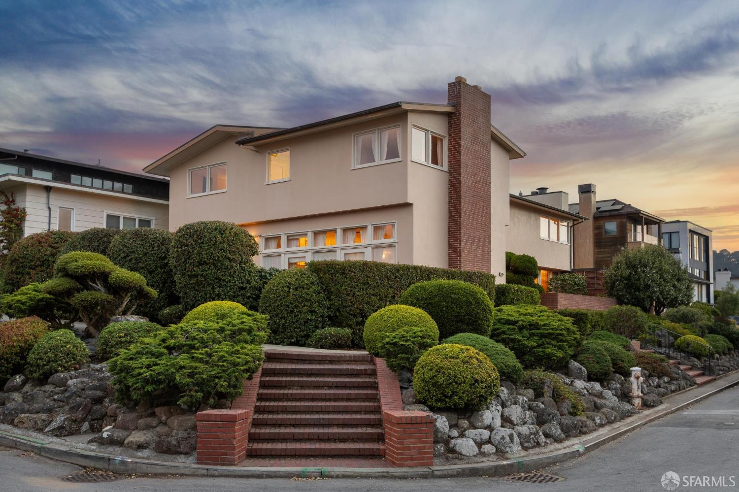 201 Sea Cliff Avenue - Photo 4
