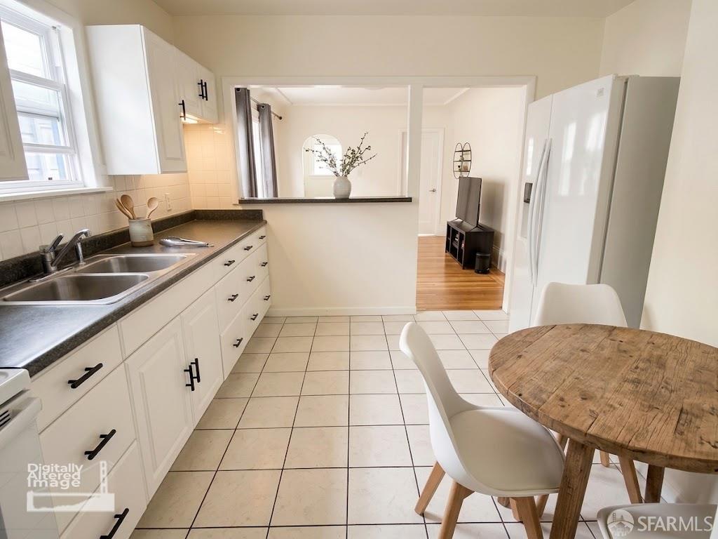 459 Flood Avenue - Photo 2