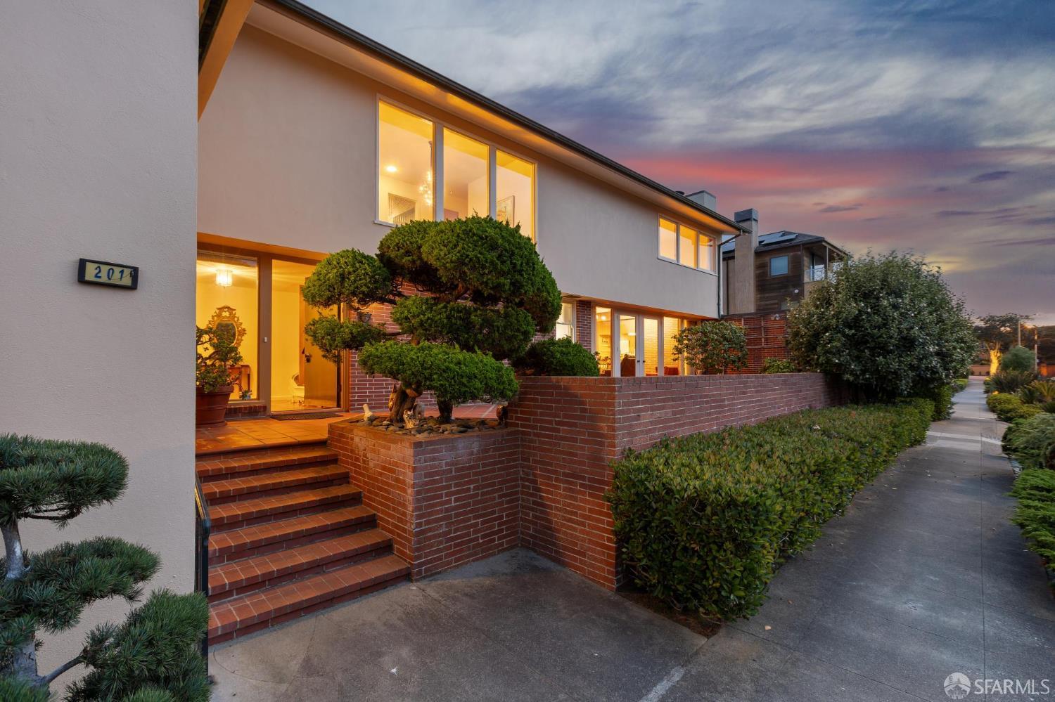 201 Sea Cliff Avenue - Photo 5