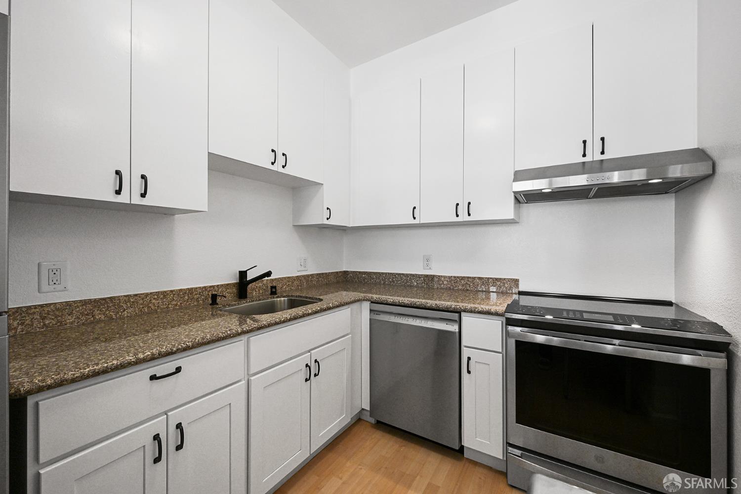 180 7th Street #208 - Photo 4