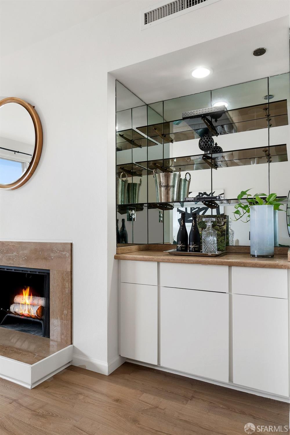 101 Lombard Street #104E - Photo 5