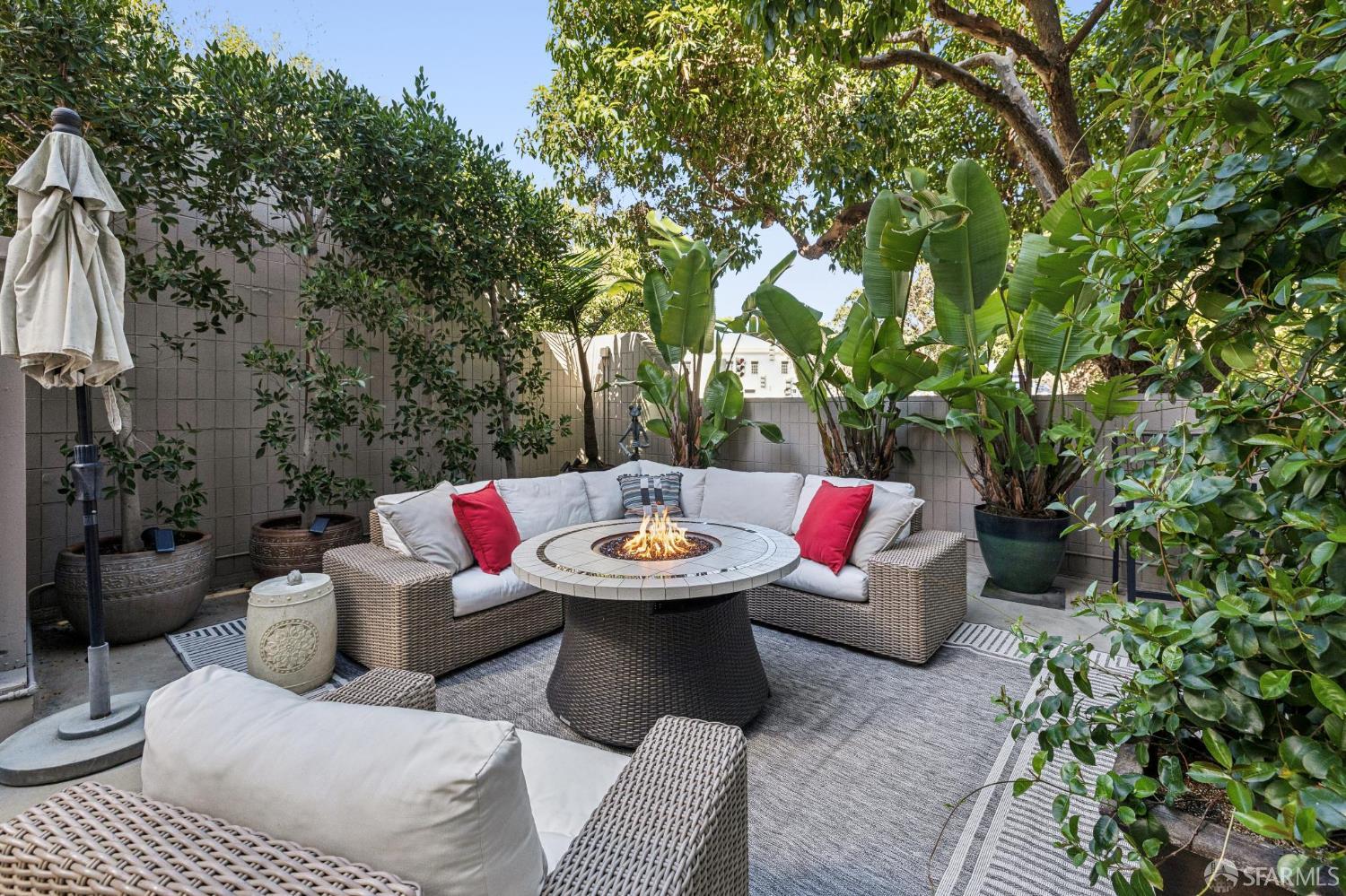 156 Lombard Street #37 - Photo 2