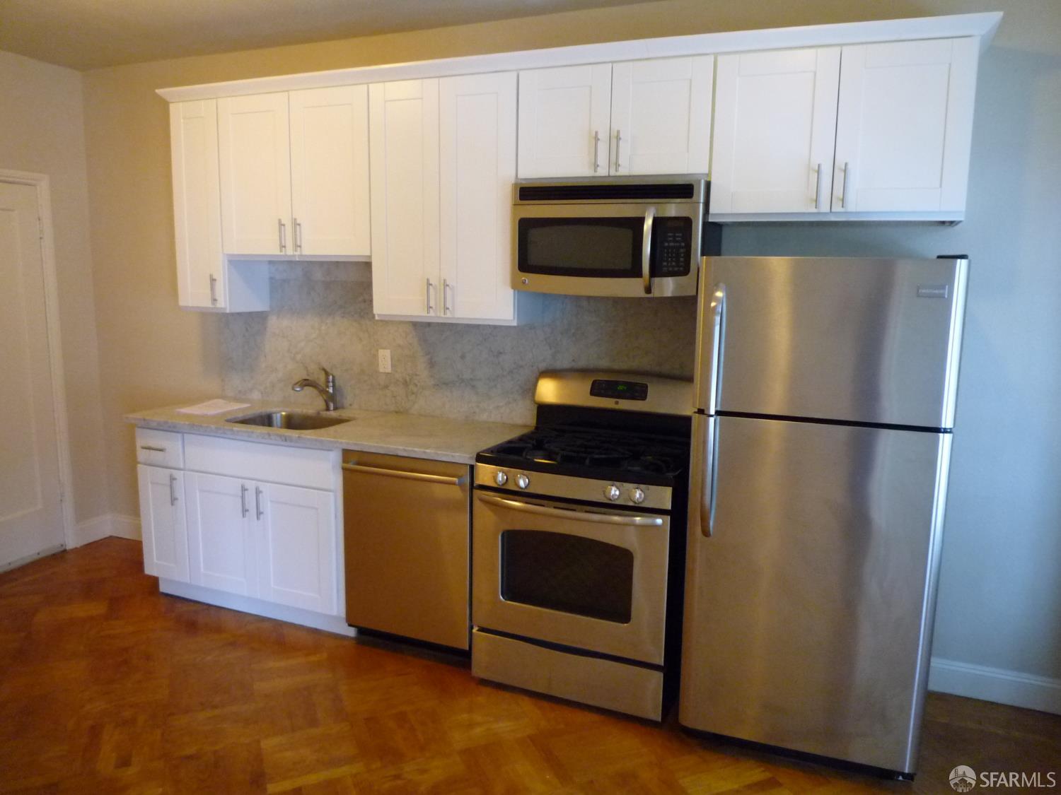 3140 21st Street - Photo 2