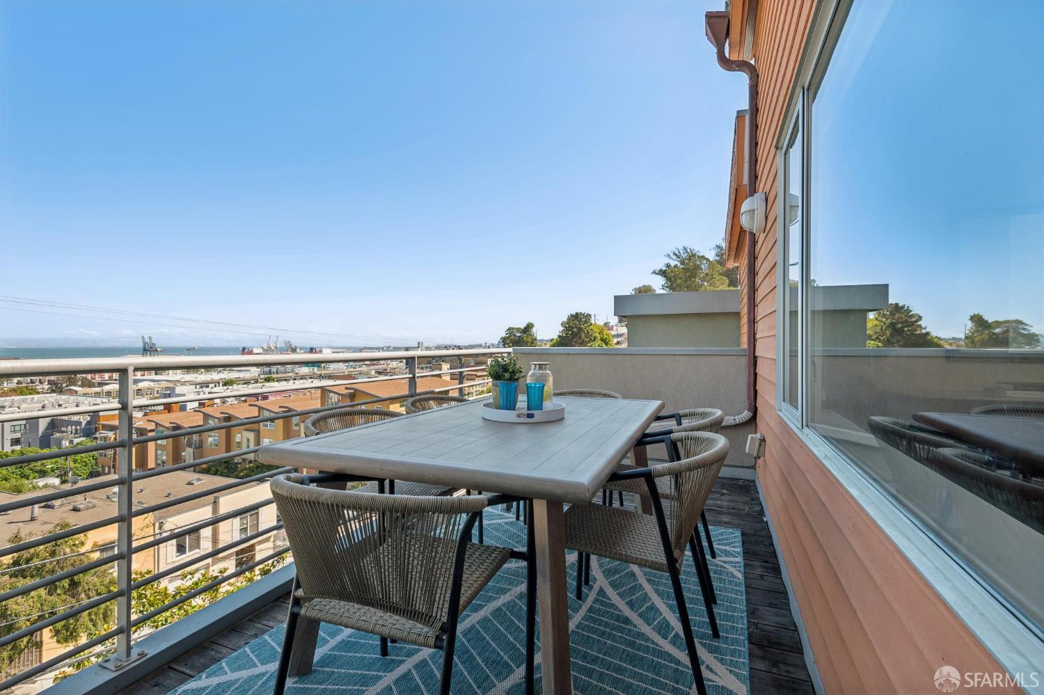 612 Missouri Street #B - Photo 2