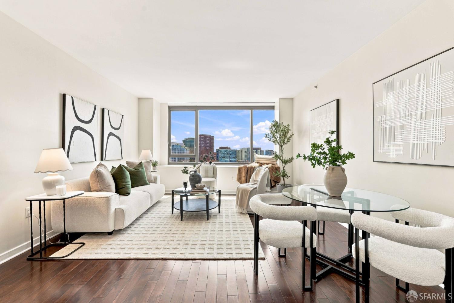 250 King Street #1512 - Photo 4