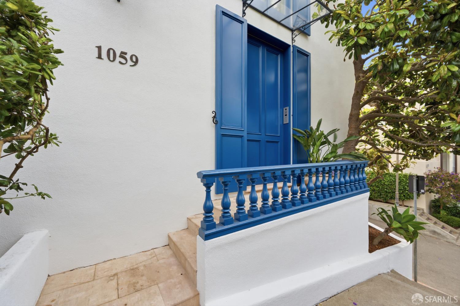 1059 Vallejo Street - Photo 2