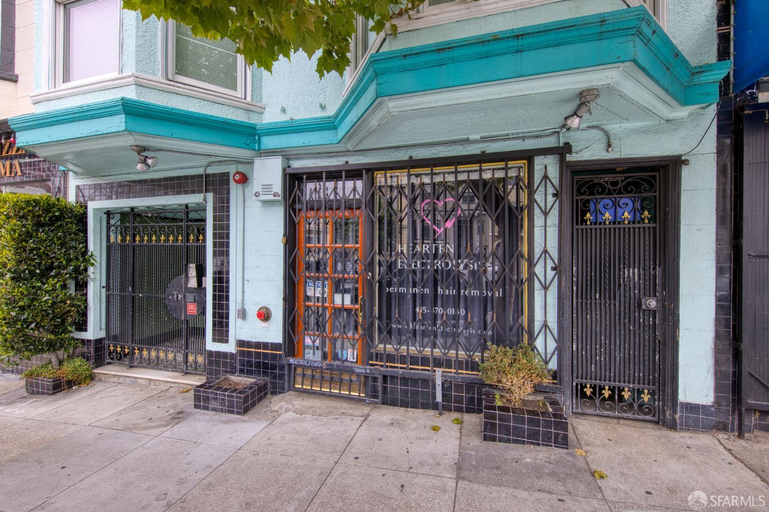 1530 California Street - Photo 2