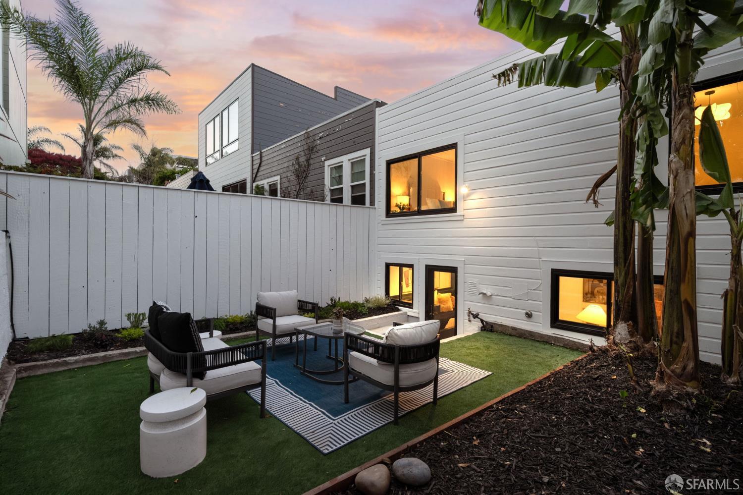 420 Eureka Street - Photo 3