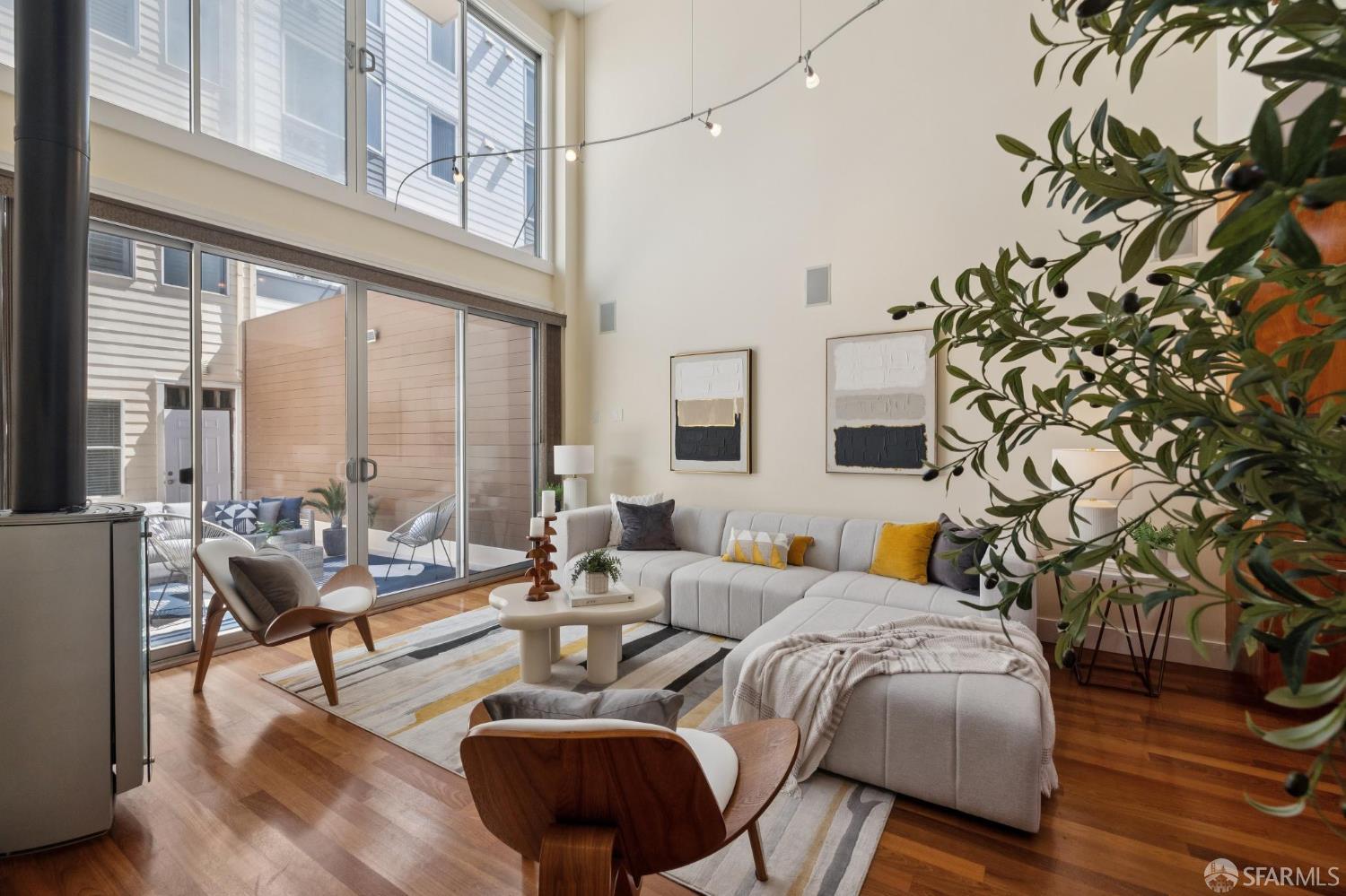 373 6th Avenue - Photo 3