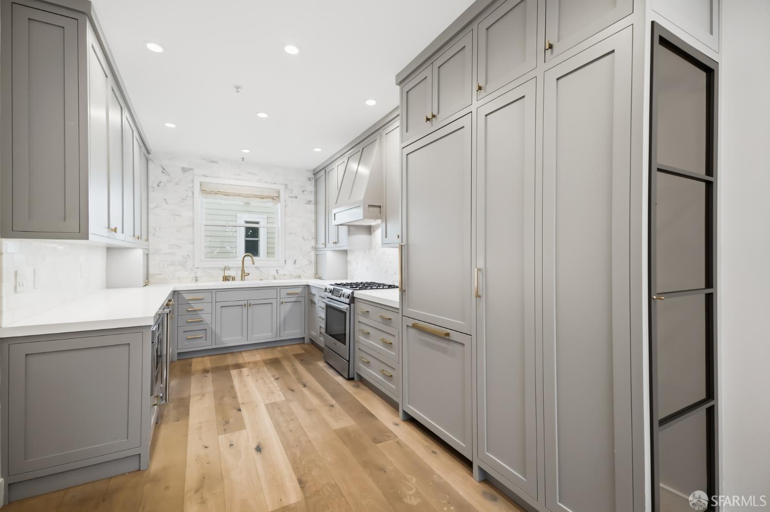 425 14th Street #3 - Photo 2