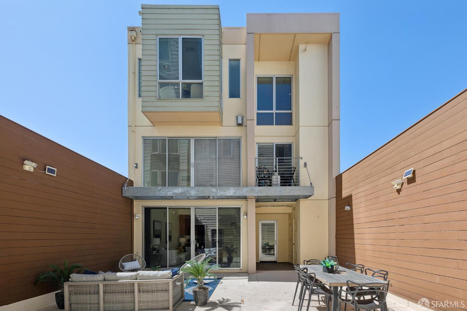 373 6th Avenue - Main photo