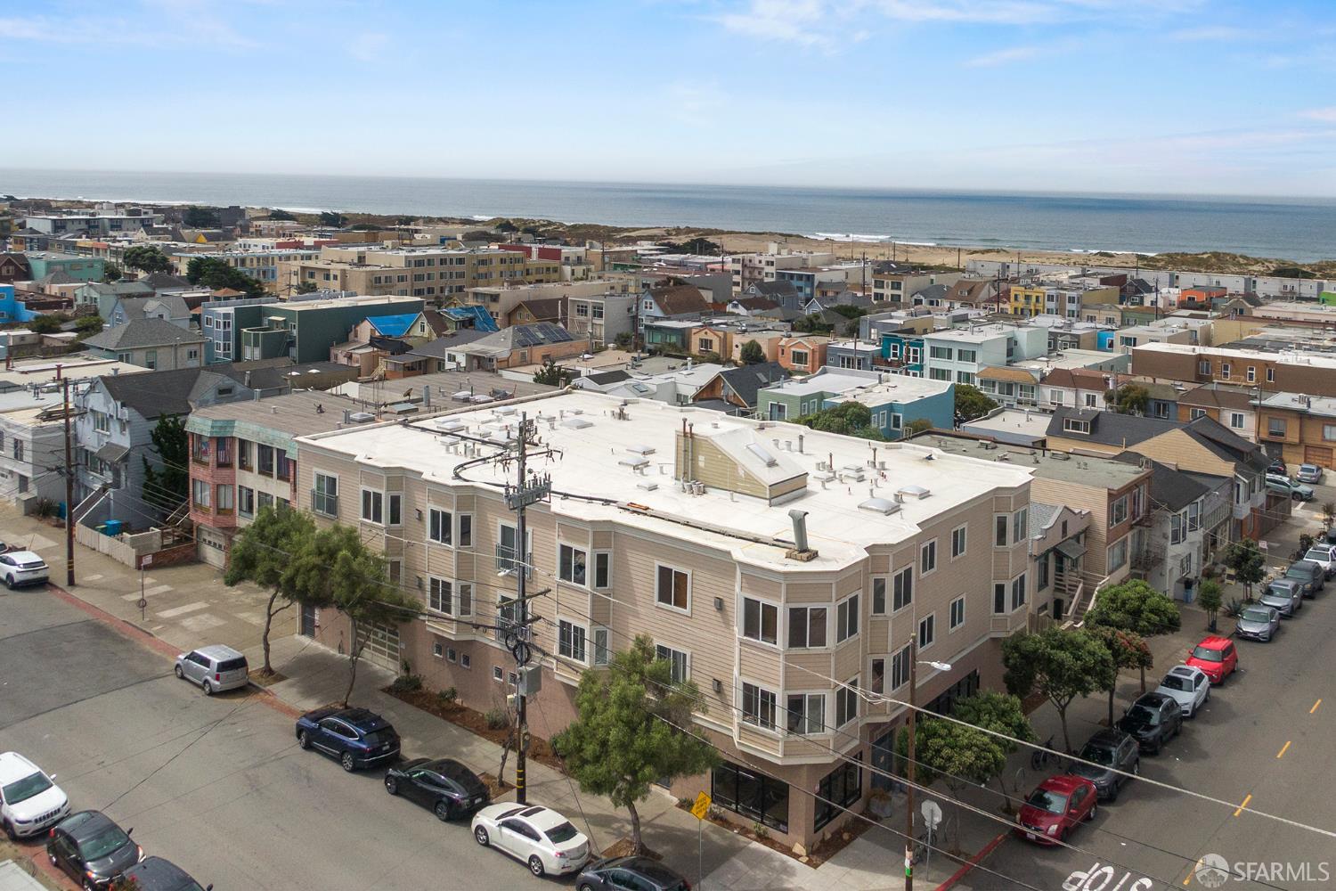 4501 Irving Street - Photo 2
