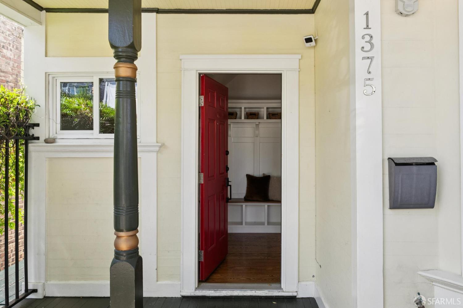 1375 Palou Avenue - Photo 4