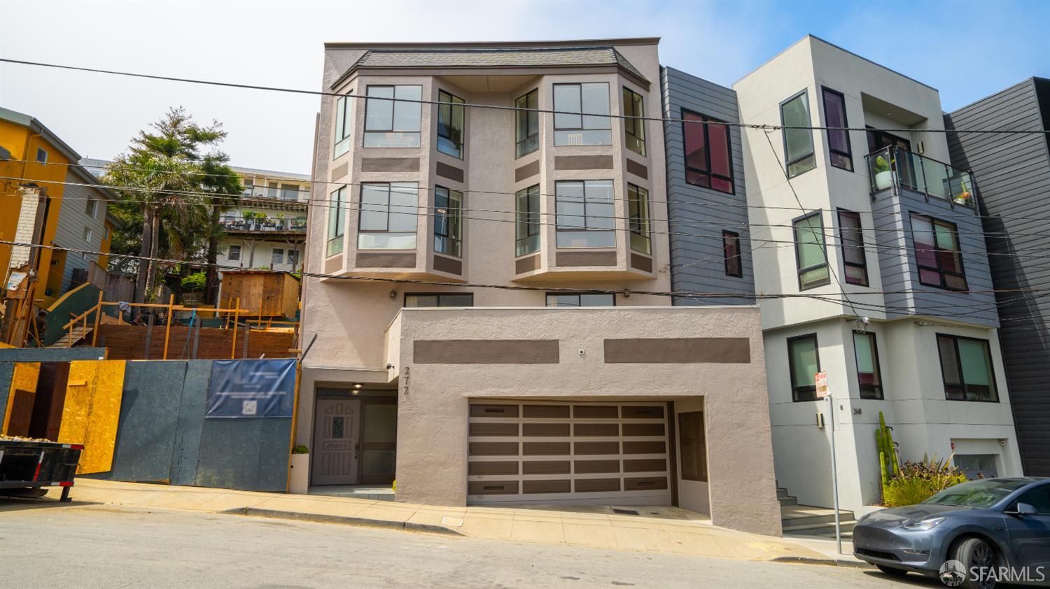 272 Grand View Avenue - Photo 2
