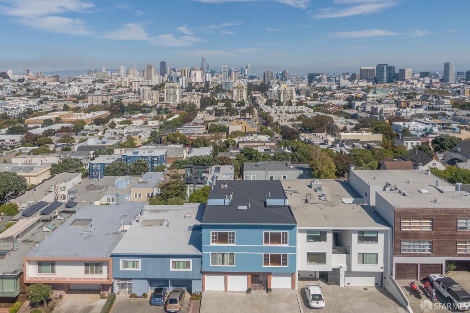990 Baker Street - Photo 4