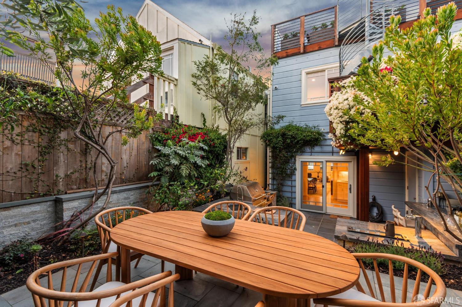 23-25 Peralta Avenue - Photo 3