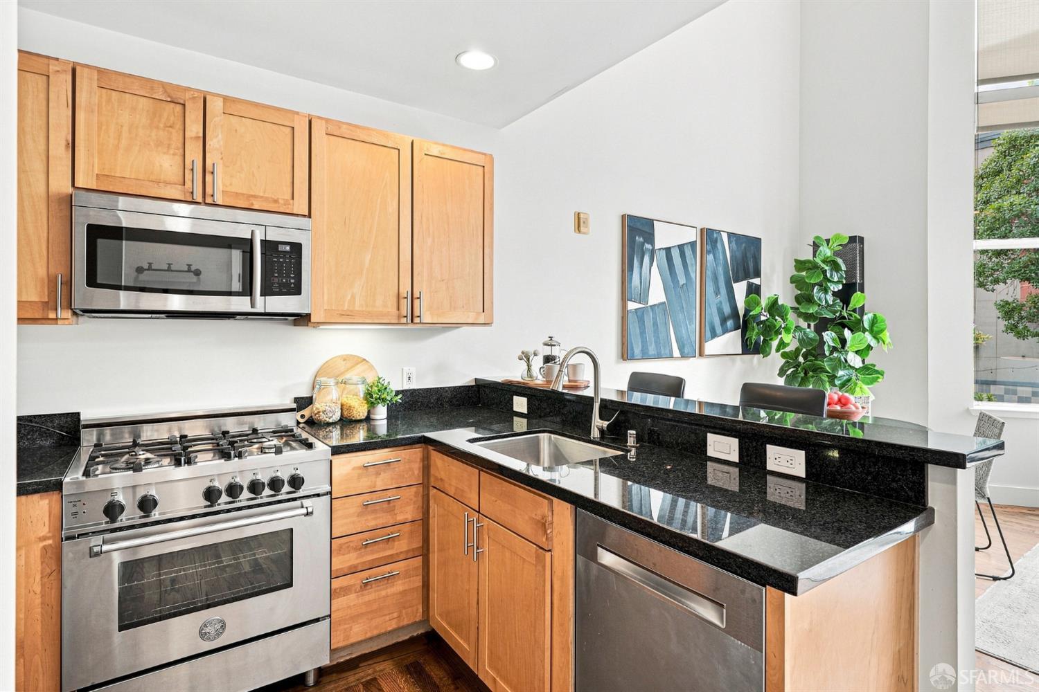 301 Gough Street #3 - Photo 5