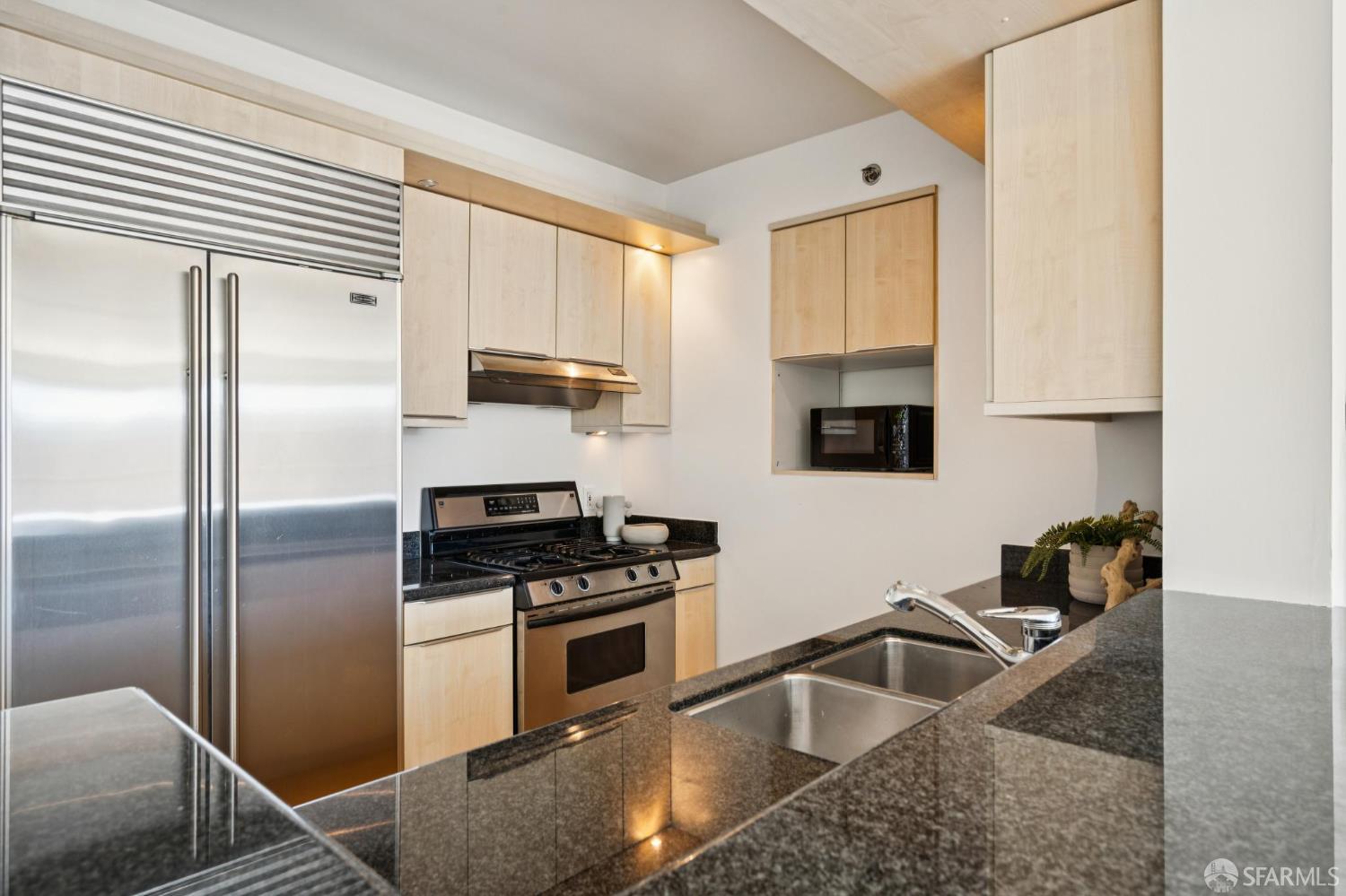 229 Brannan Street #5G - Photo 5