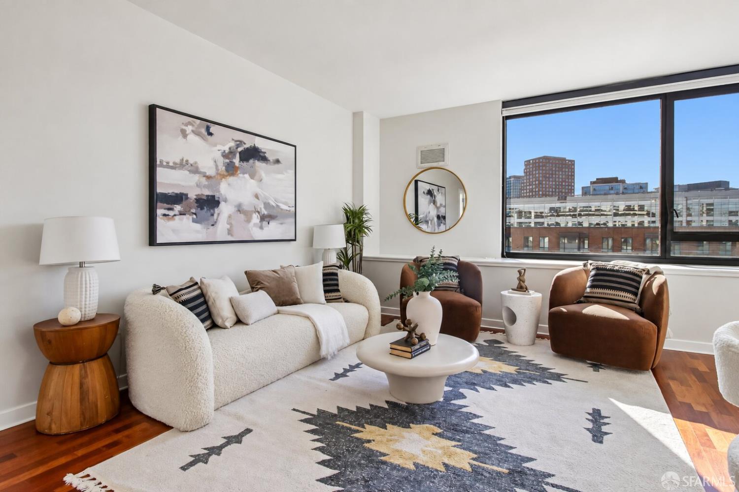 250 King Street #572 - Photo 2