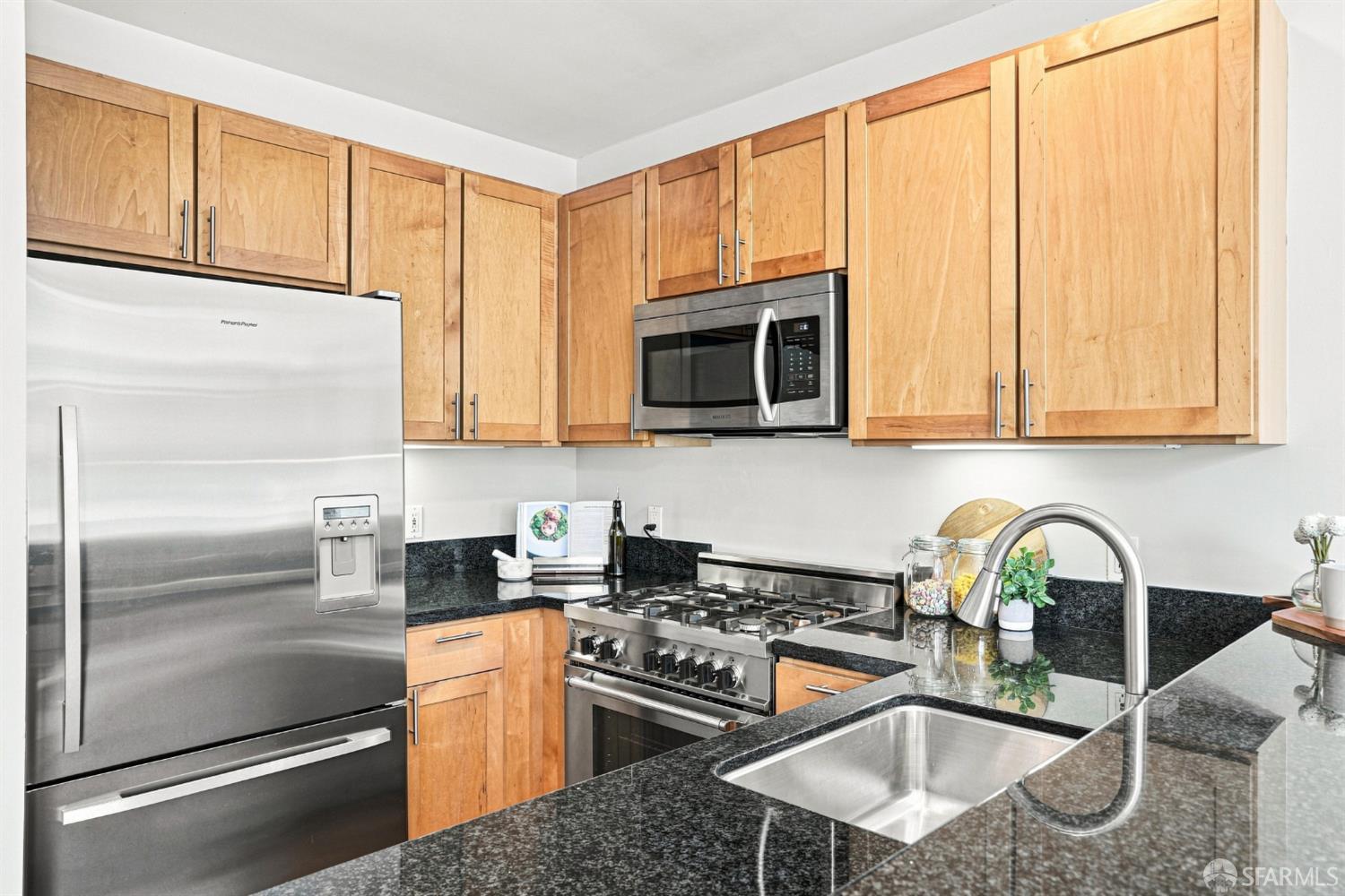 301 Gough Street #3 - Photo 4