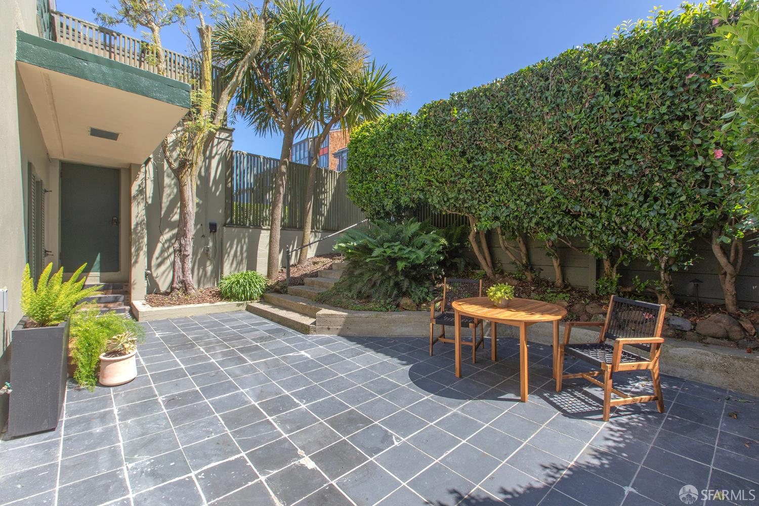 180 St Germain Avenue - Photo 2
