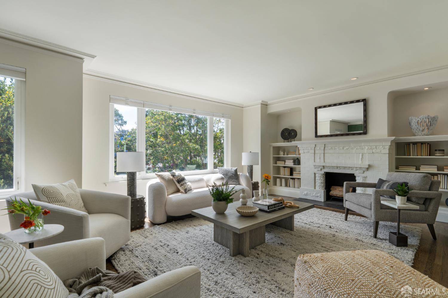 2034 Beach Street - Photo 3