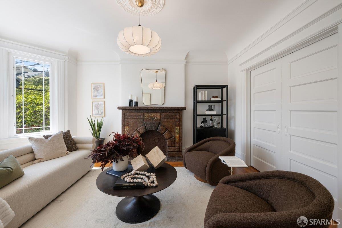 520 29th Street - Photo 2