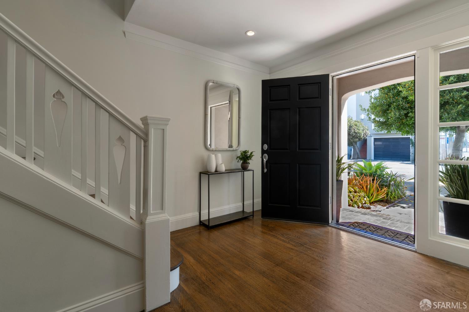 2034 Beach Street - Photo 2
