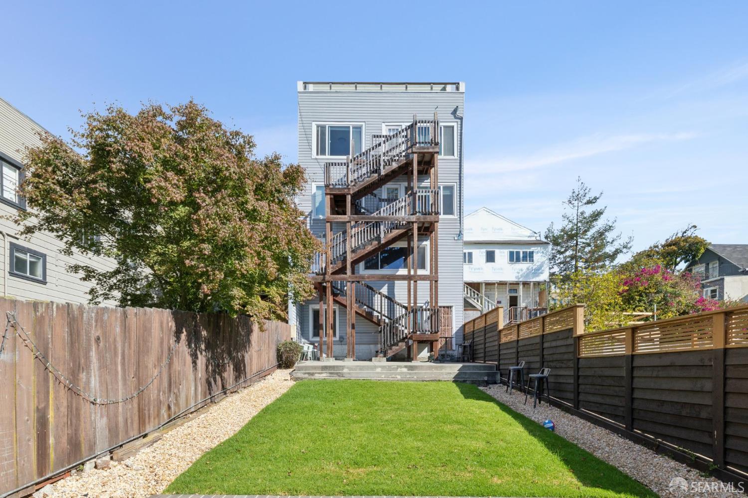 2235-2237 Turk Boulevard - Photo 2