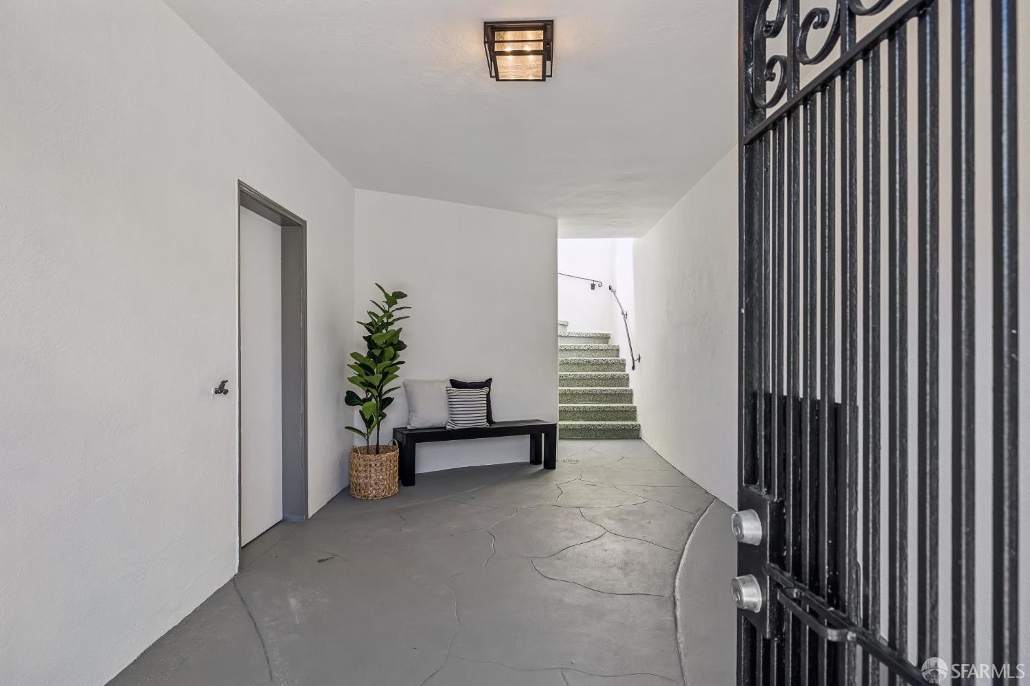 2023 20th Avenue - Photo 3